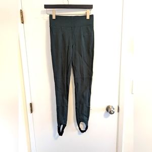 Kit and Ace Leggings